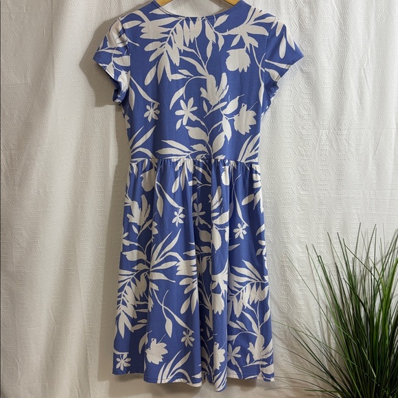 Pact •Tropical Palm Wedgewood Wrap Blue and White Dress - Picture 7 of 7